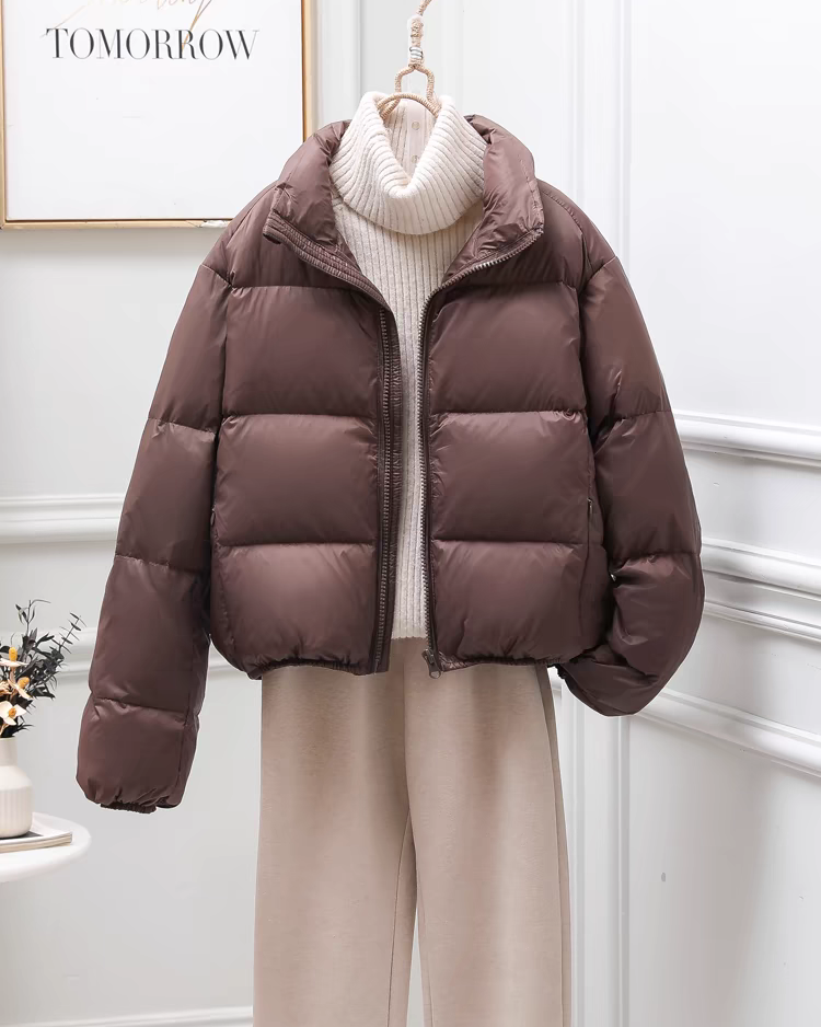 2023 winter new European version of the Kendou style down jacket women's short short white duck down thick jacket bread suit